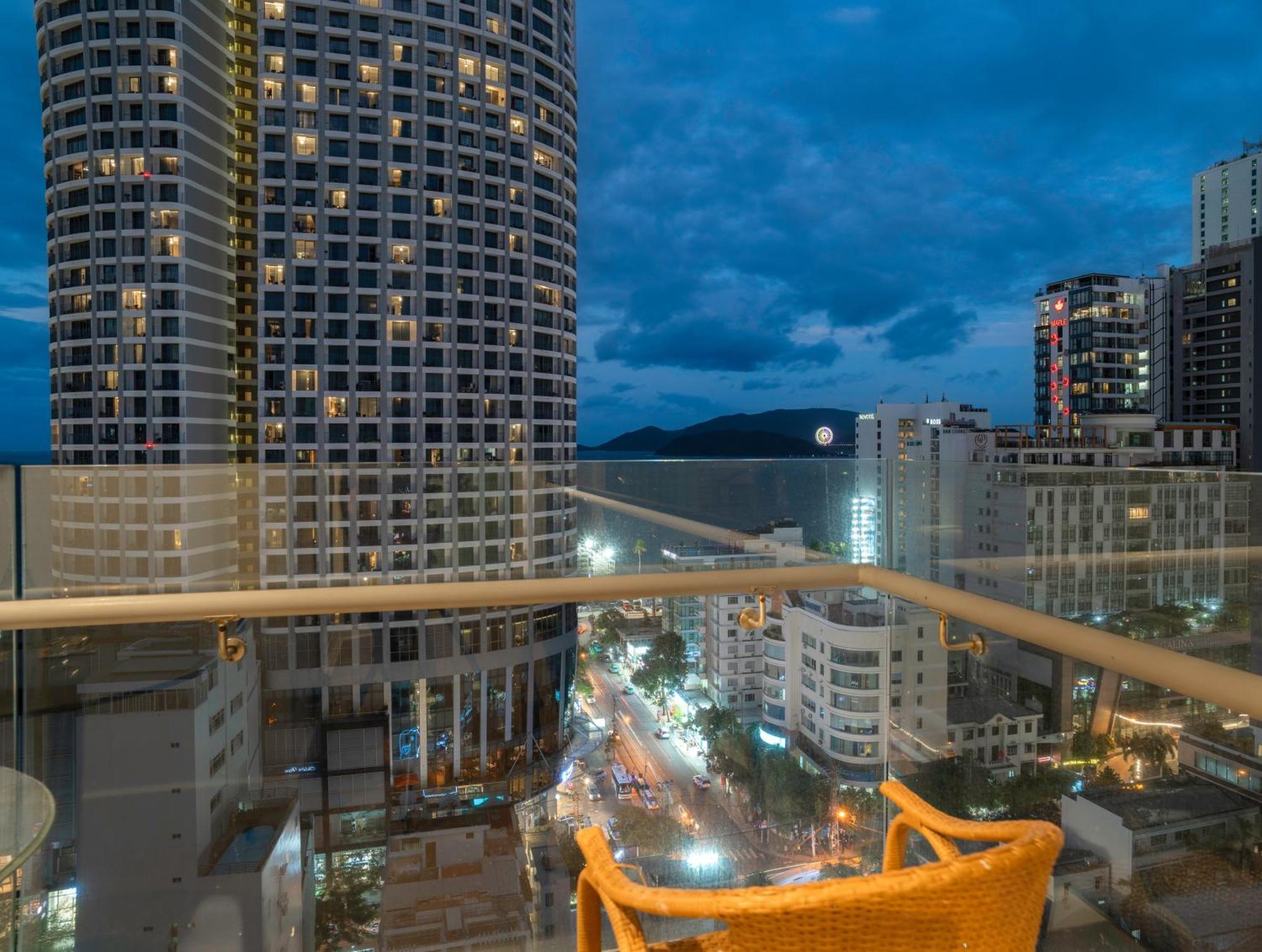 Green World Hotel Nha Trang Exterior photo